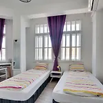 Musala Hostel *